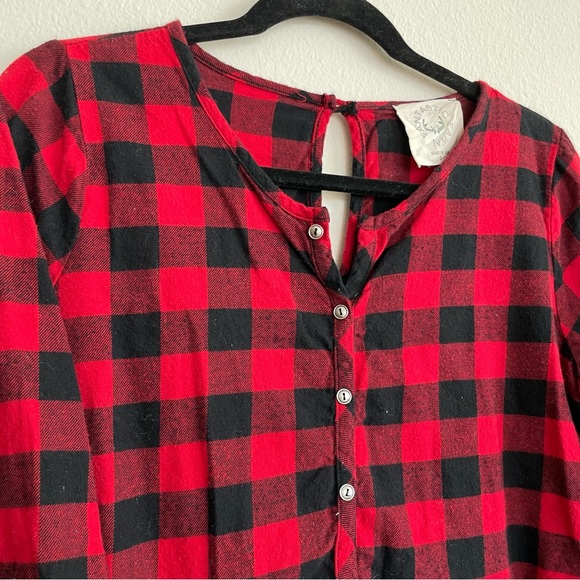 Fantastic Fawn 100% Cotton Flannel Black & Red Button Down Shirt Ruffle Blouse - Picture 4 of 8